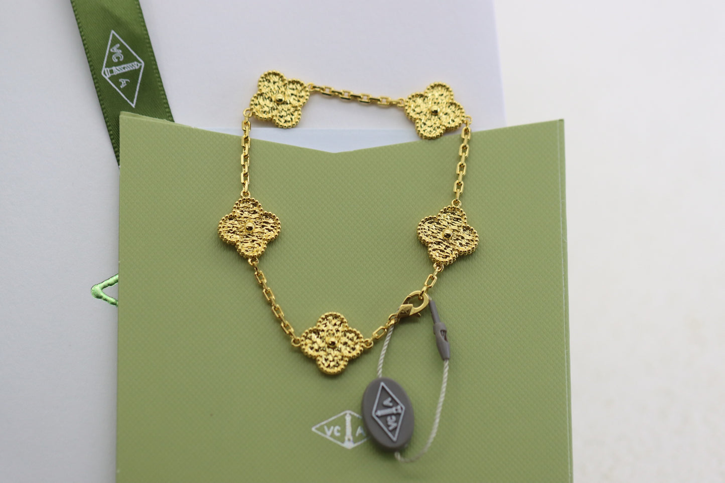 Rose gold hot stamping four-leaf clover five-flower bracelet