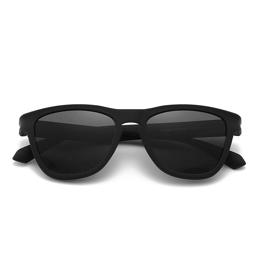 Dollger Oval Casual Sunglasses