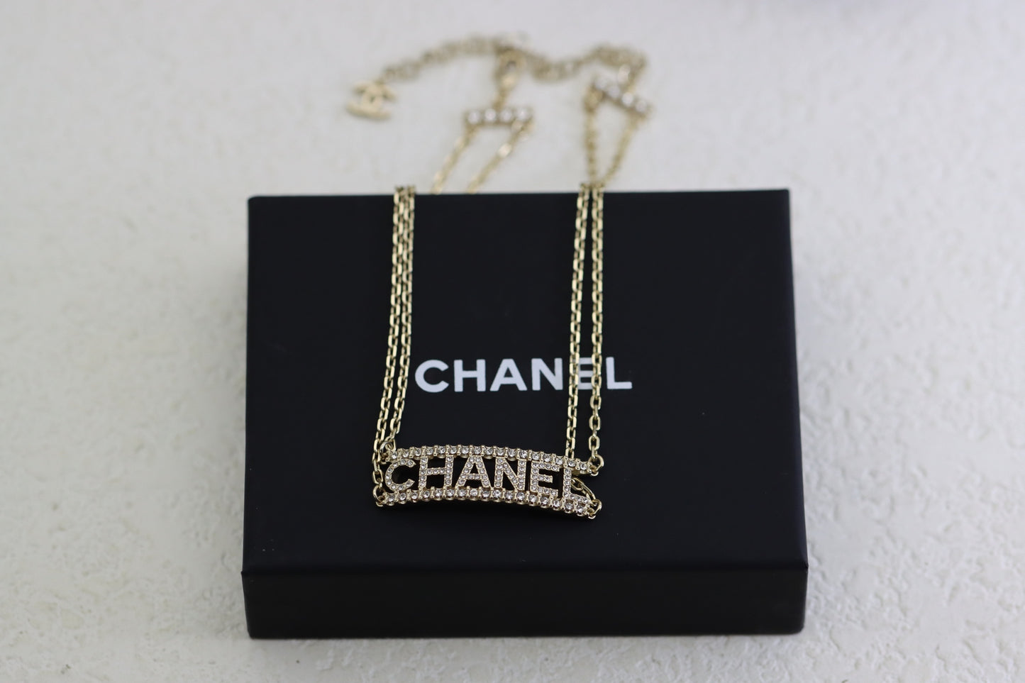 Gold diamond letter clavicle necklace