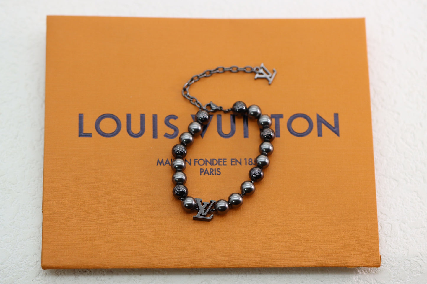 Black color changing beaded couple bracelet