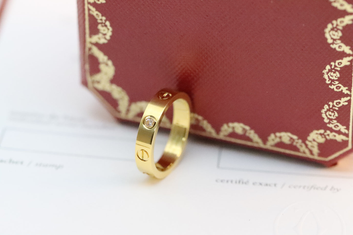Tri-color narrow diamond ring