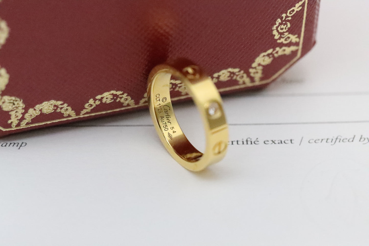 Tri-color narrow diamond ring