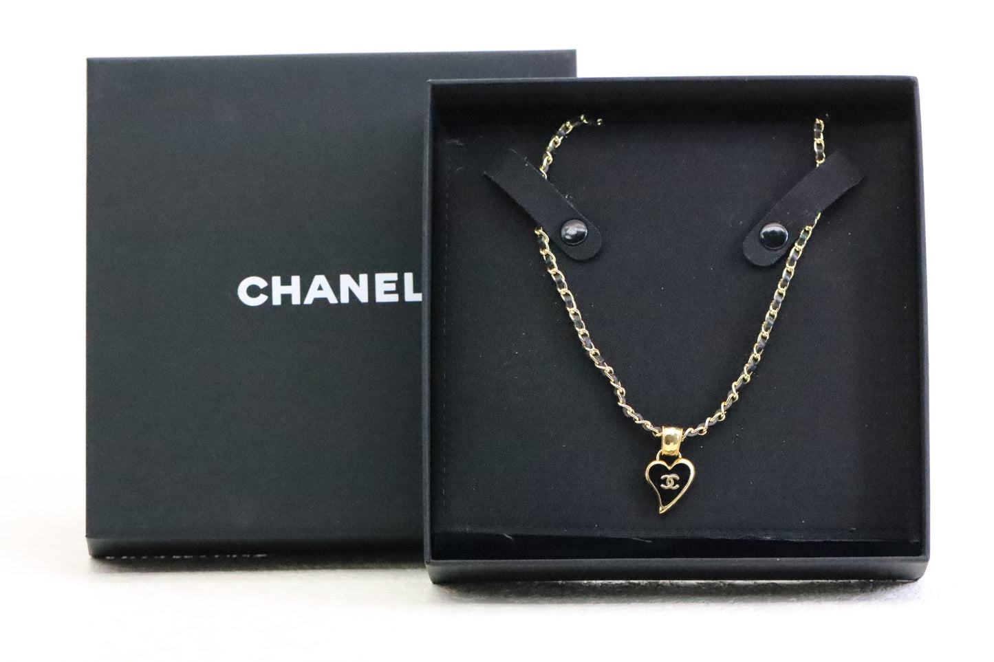 Gold Braided Double C Black Heart Clavicle Necklace