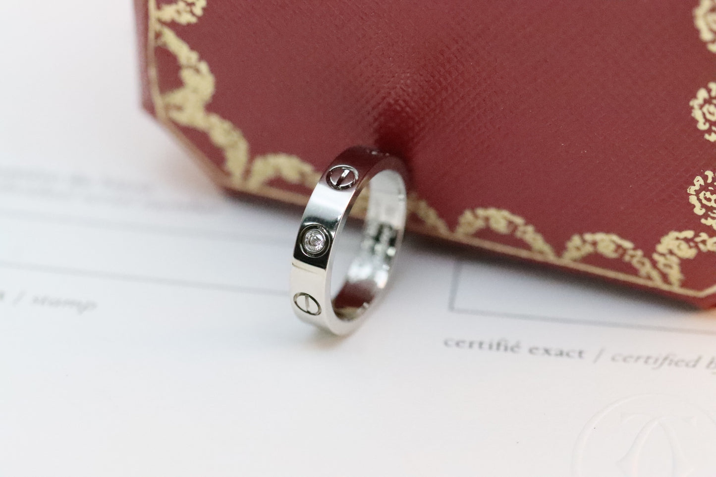 Tri-color narrow diamond ring
