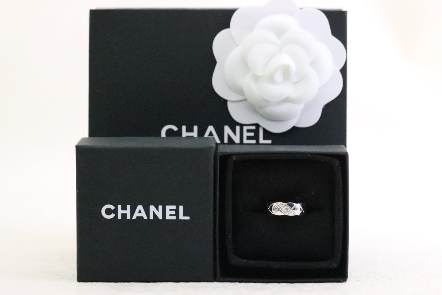 Silver Twill Diamond Ring