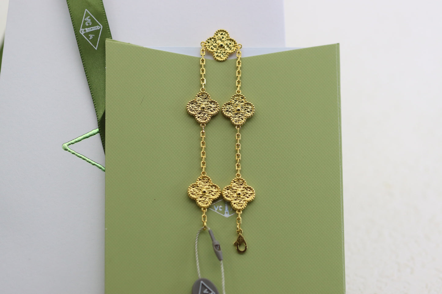 Rose gold hot stamping four-leaf clover five-flower bracelet