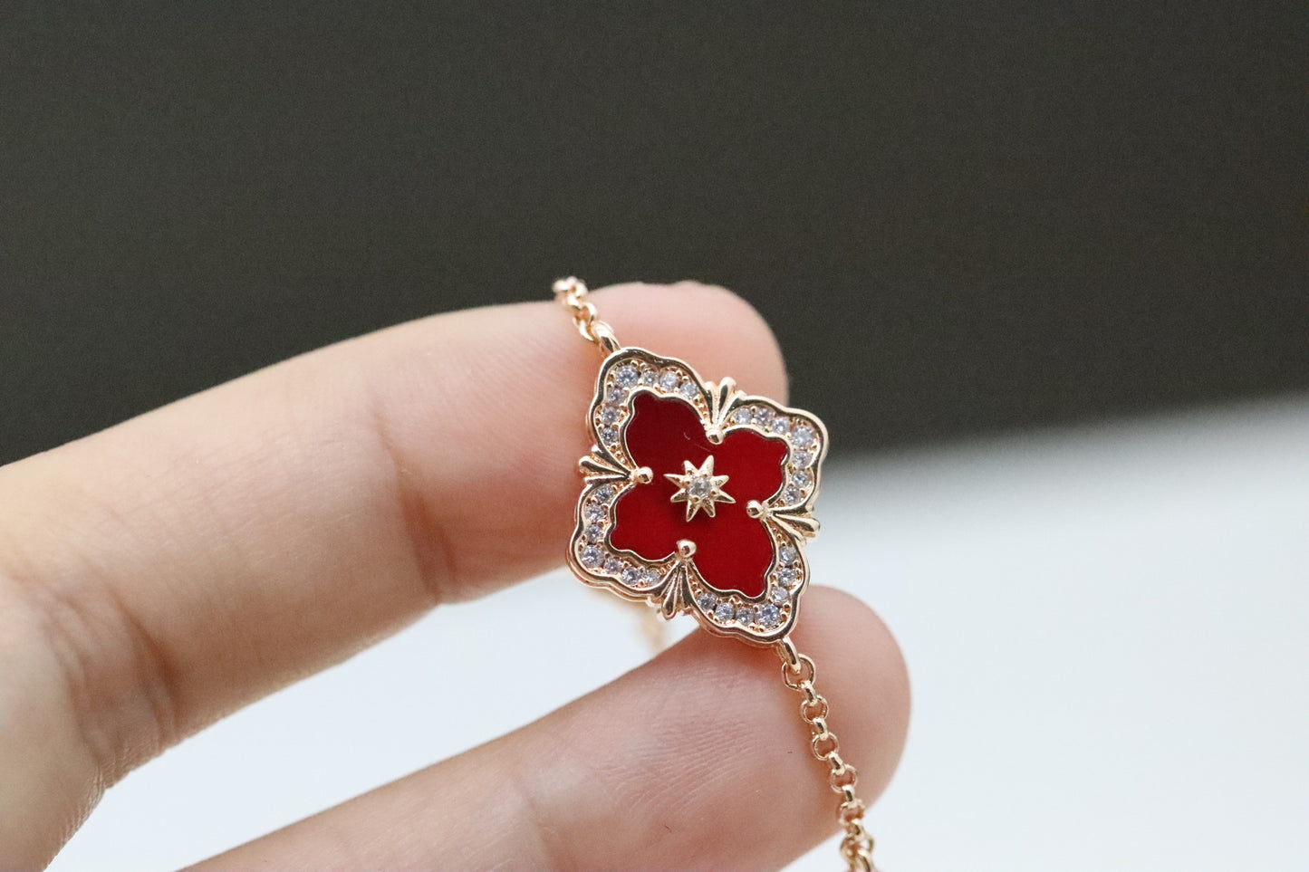 Full diamond laser four-leaf clover bracelet