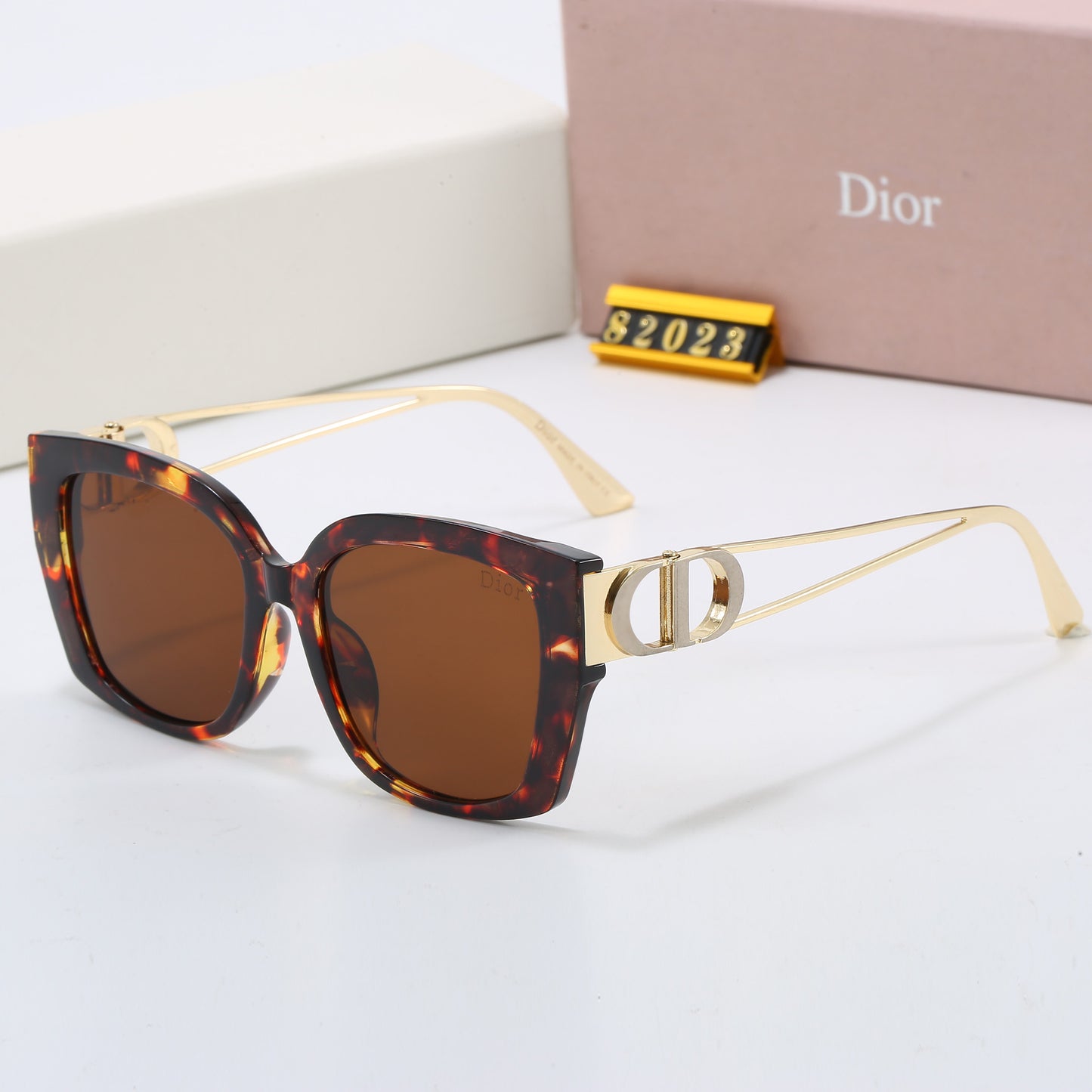 6 colors new style metal temple hot sunglasses 82023