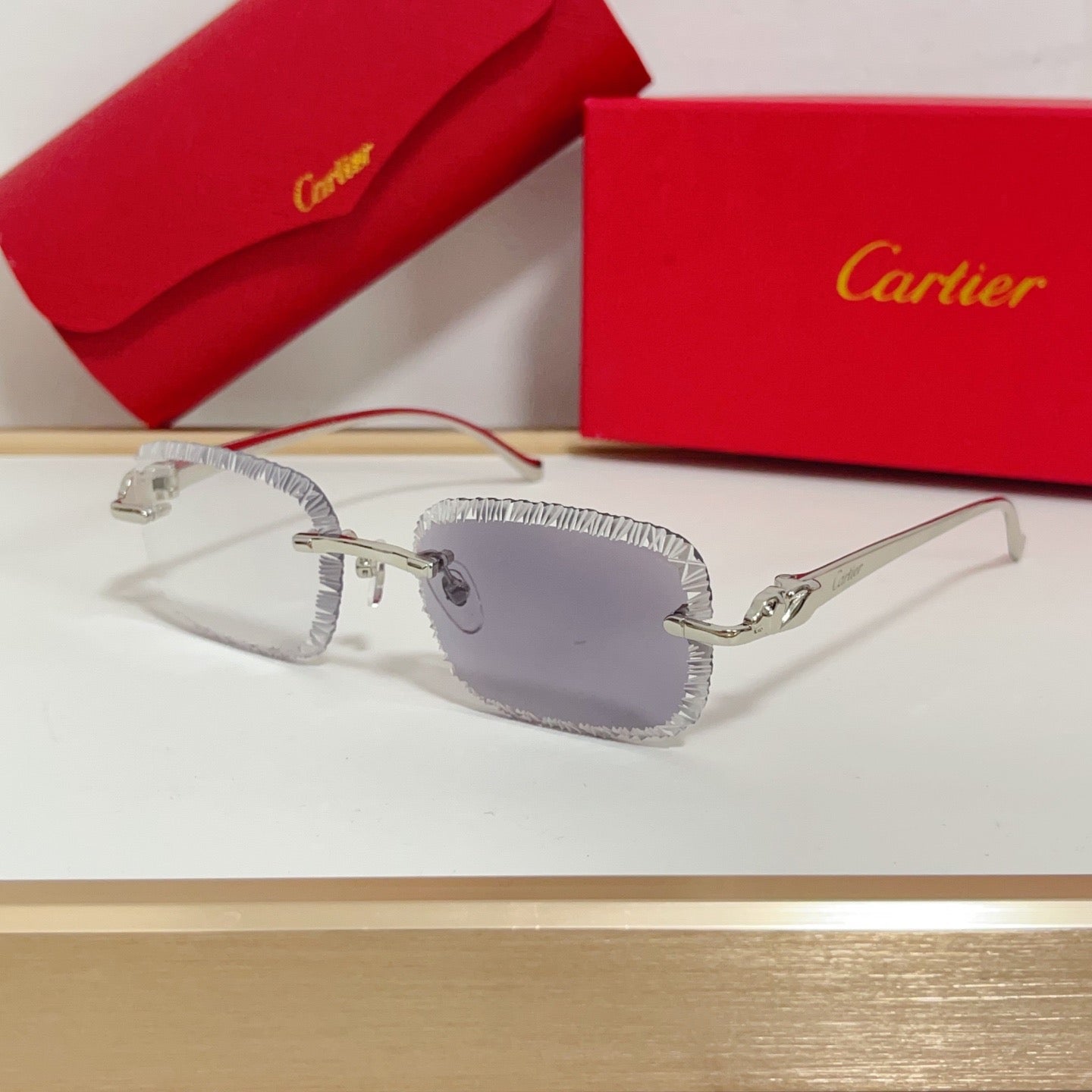Black Panther series diamond cut lenses will change color under ultraviolet light