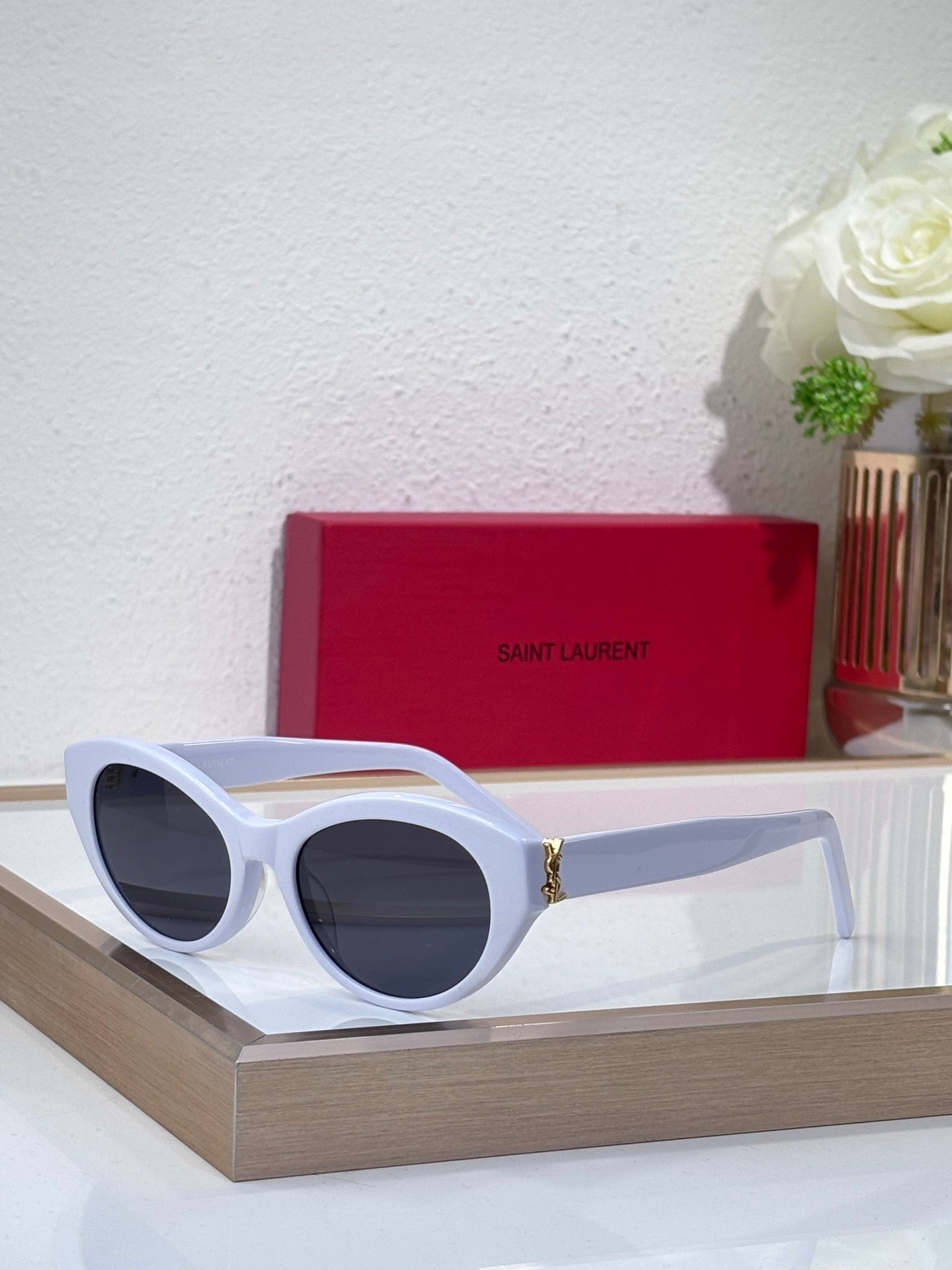 New Small Frame Cat-Eye Sunglasses