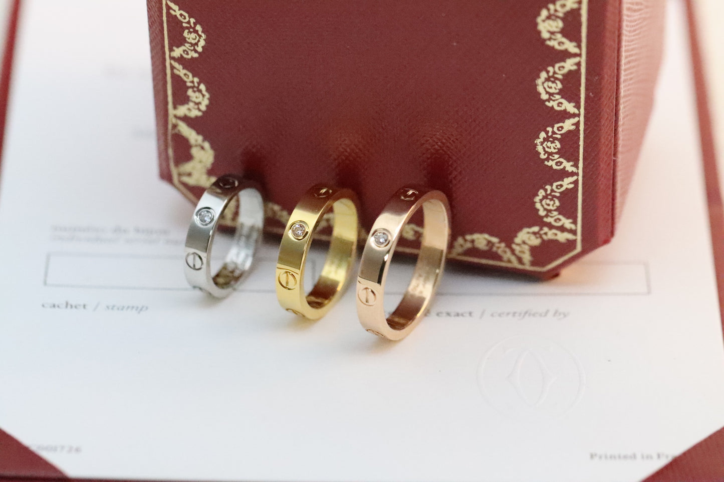 Tri-color narrow diamond ring