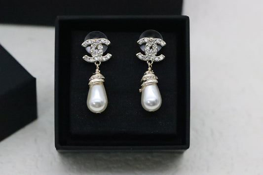 Full Diamond Double C Pearl Tassel Earrings