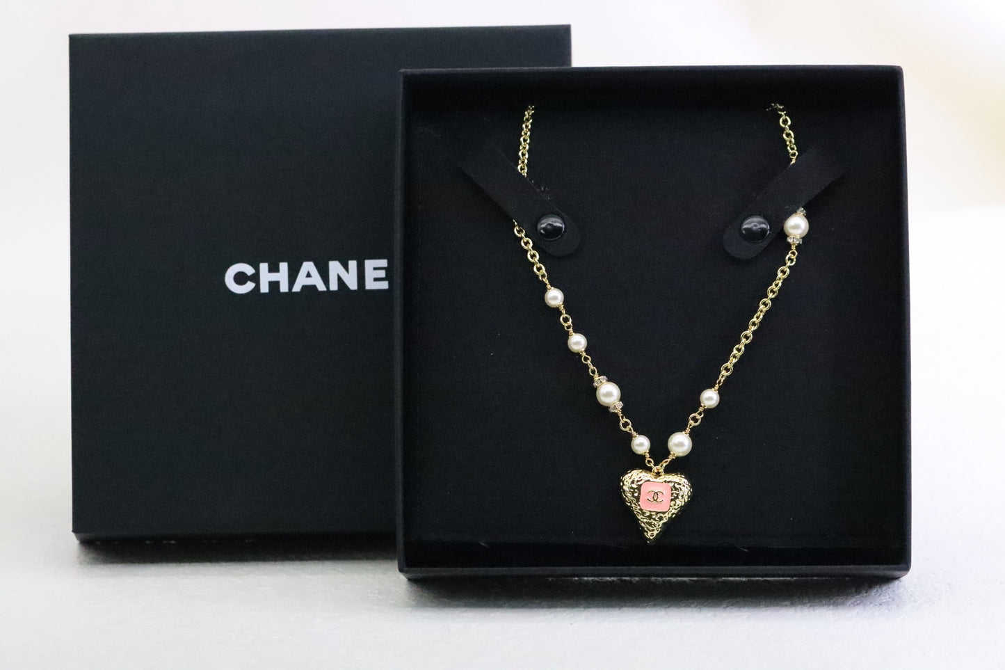 Lava Heart Double C Clavicle Necklace