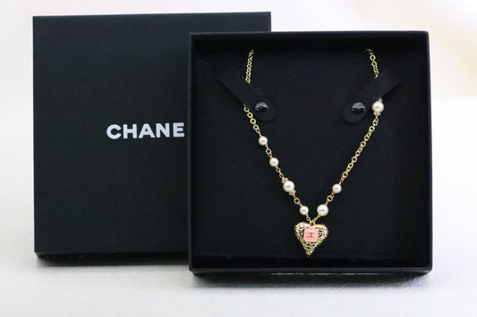 Lava Heart Double C Clavicle Necklace