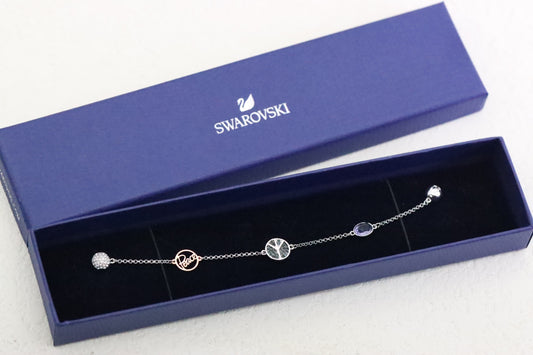 Silver-rimmed black diamond arrow magnetic clasp bracelet