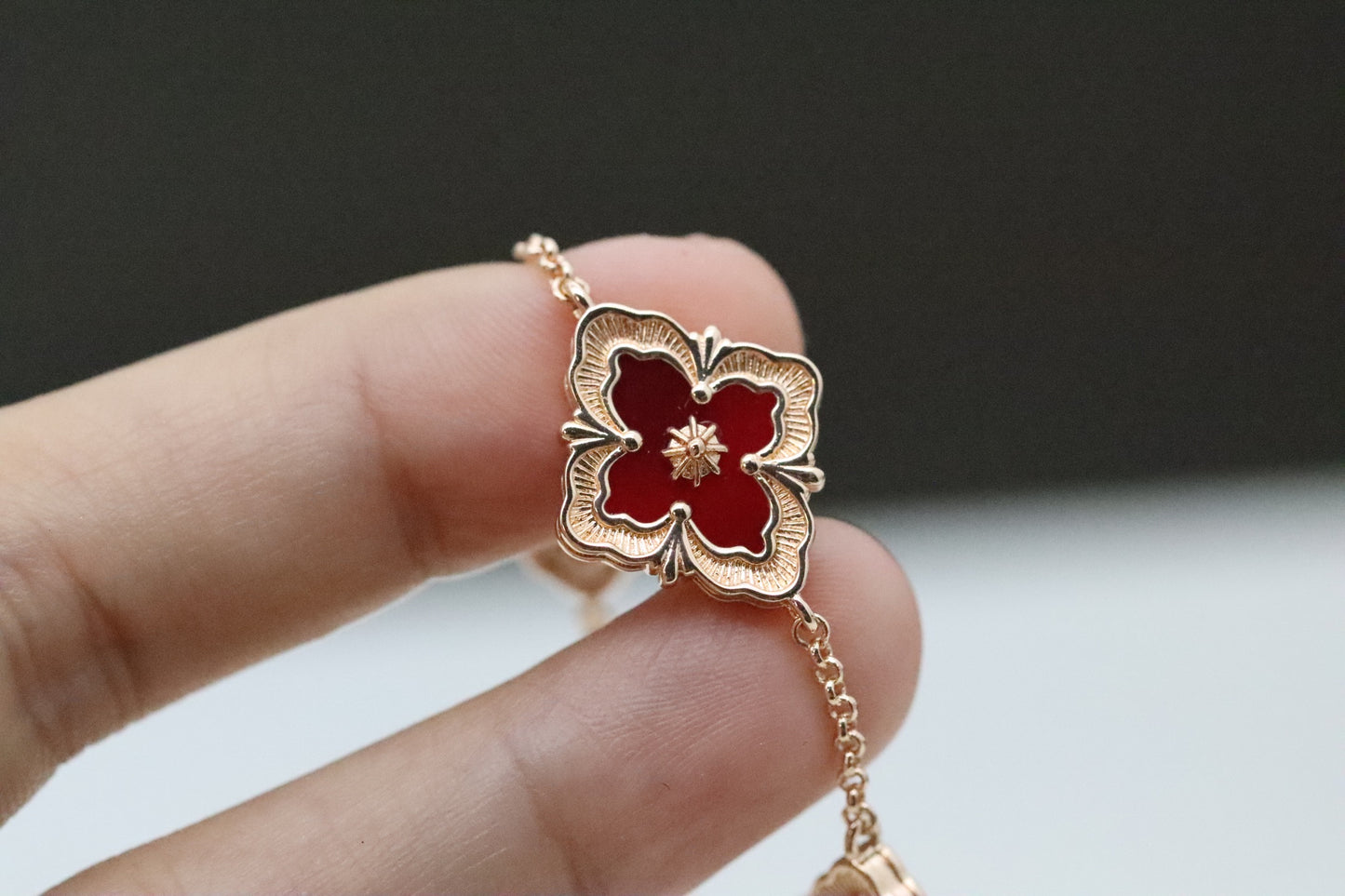 Full diamond laser four-leaf clover bracelet