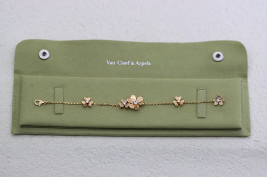 Rose gold three-flower four-leaf clover bracelet