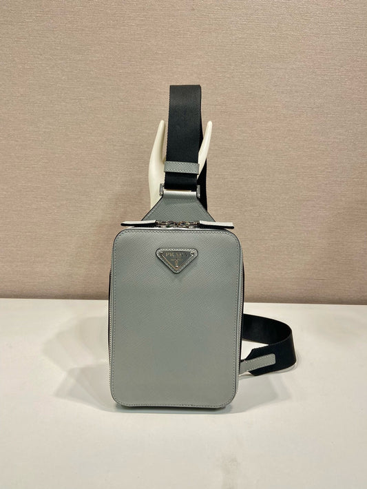 New cross pattern chest bag