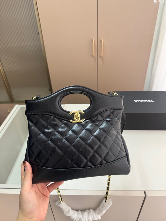 Chain bag Handbag