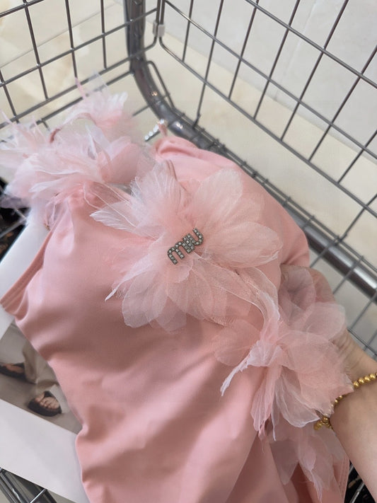 A must-have for fashion trendsetters