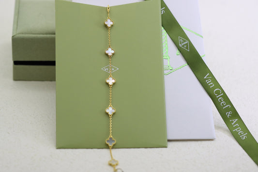 Mini Carnelian Four-Leaf Clover Small Six Flower Bracelet
